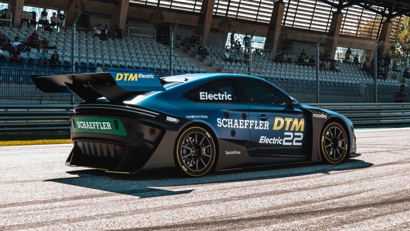 The DTM Electric demo car demonstrates the potential of electric drive.