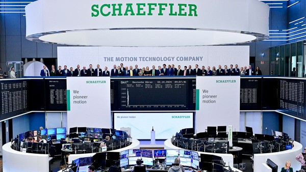 Schaeffler AG shares move up to MDAX 
